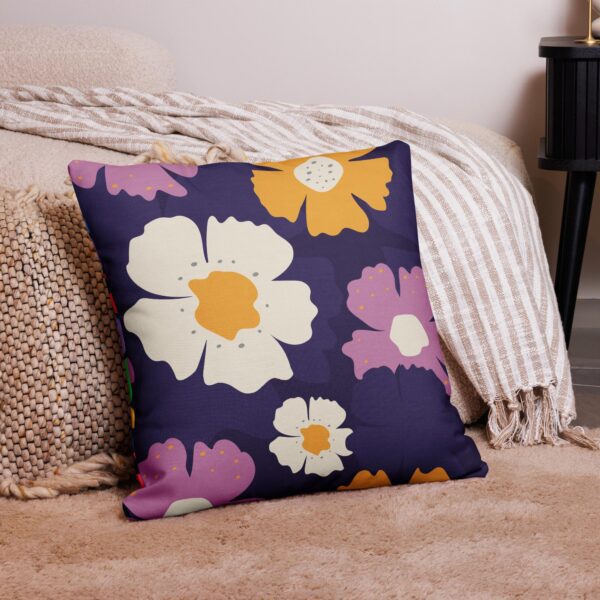 all-over-print-premium-pillow-22x22-back-6824f9c6b8ab2.jpg Cojín premium, con dibujos en ambas caras