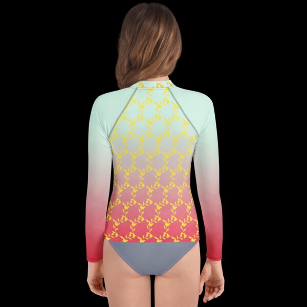 all-over-print-youth-rash-guard-white-back-6820ef7ed129e.jpg Camiseta compresión adolescente